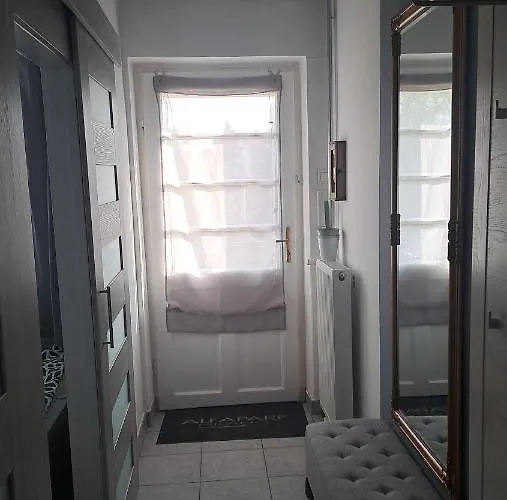 Napraforgo Apartman