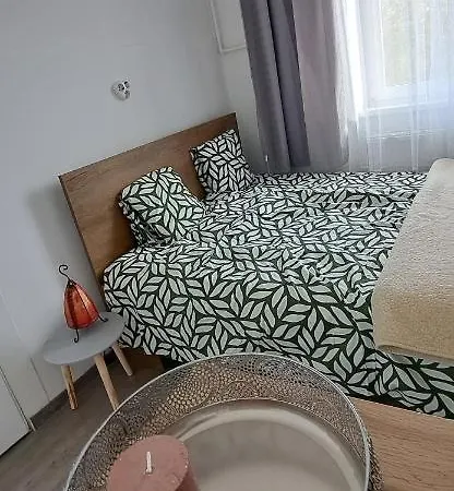 Appartement Napraforgo Apartman